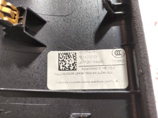 Накладка стекла, подъемной задней двери, ориг. номер 1051554-04-I, Tesla Model X 2015-2021