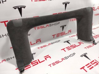 Накладка стекла, подъемной задней двери, ориг. номер 1051554-04-I, Tesla Model X 2015-2021