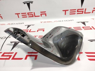 Накладка хромированная 2-го ряда сидения, ориг. номер 1062970-00-A, Tesla Model X 2015-2021