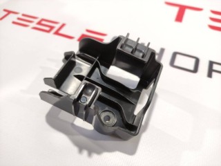Кронштейн крепления модуля Homelink, Tesla Model S 2012-2016