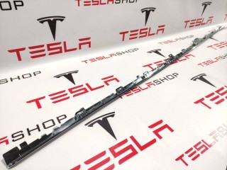 Молдинг накладки порога, ориг. номер 1025042-00-G, Tesla Model S 2012-2016