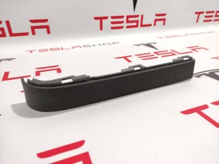 Накладка подъемной задней двери, ориг. номер 1055059-00-A, Tesla Model X 2015-2021