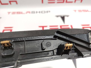 Накладка подъемной задней двери, ориг. номер 1055059-00-A, Tesla Model X 2015-2021