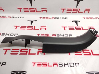 Накладка стойки А, ориг. номер 1035965-00-C, Tesla Model X 2015-2021