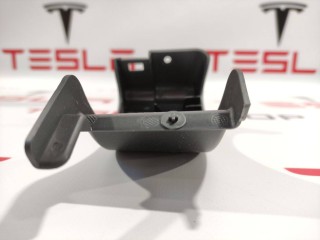 прочая запчасть, ориг. номер 1047074-00-G, Tesla Model X 2015-2021