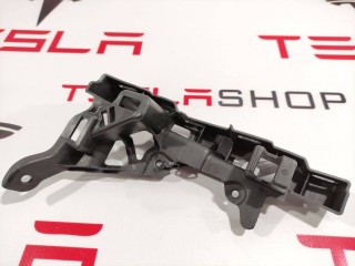 Кронштейн накладки, стойки C, ориг. номер 1056083-00-C, 1051825-00-C, Tesla Model X 2015-2021
