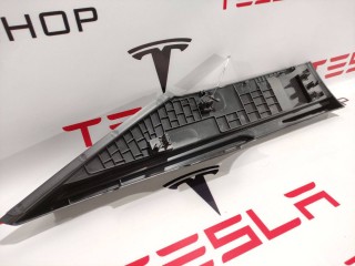Накладка багажника (под полку), ориг. номер 1016337-00-D, Tesla Model S