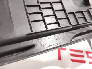 прочая запчасть, ориг. номер 1016334-00-E, 1010338-00-C, Tesla Model S 2012-2016