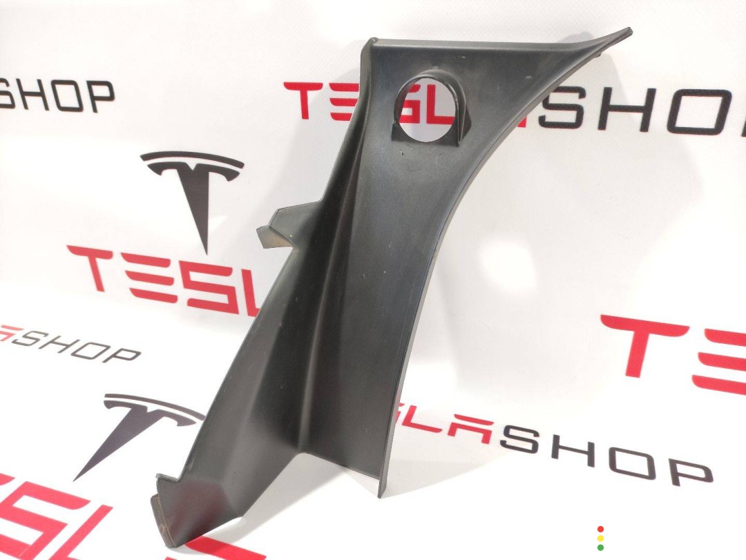 Накладка багажного проема наружная Tesla Model S 2012-2016, 1006675-00-D, фото 1