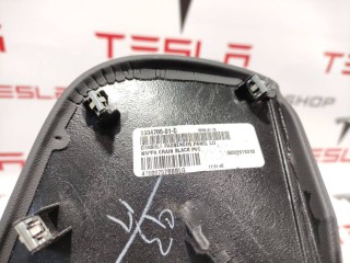 Панель центрального тоннеля, ориг. номер 1004705-01-D, Tesla Model S 2012-2016