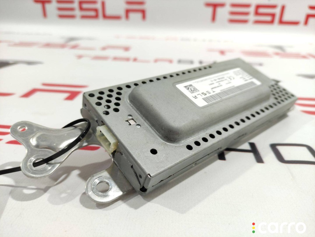 1079749-00-D Радио FM/HD/XM Tesla Model 3 2019г. - фото №1