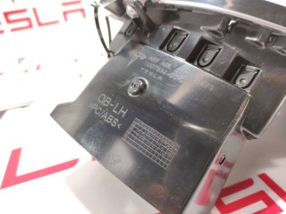 прочая запчасть, ориг. номер 1096877-00-B, 1004518-03-F, 1061731-02-B, Tesla Model X 2015-2021