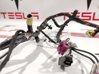 Электропроводка центральной панели, ориг. номер 1067960-00-F, Tesla Model 3 2017-2021