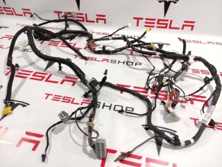 Электропроводка центральной панели, ориг. номер 1067960-00-F, Tesla Model 3 2017-2021