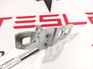 прочая запчасть, ориг. номер 1034482-00-A, Tesla Model X 2015-2021