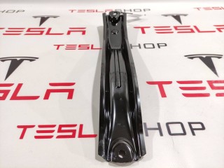 Направляющая сиденья, ориг. номер 1098705-00-C, Tesla Model 3 2017-2021