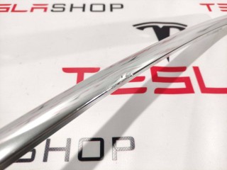 Молдинг кузова боковой, ориг. номер 1083520-00-D, 1083520-00-C, Tesla Model 3 2017-2021
