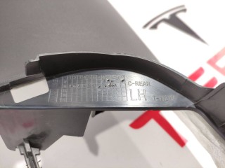 Накладка ремня безопасности стойки С, ориг. номер 1086281-00-F, Tesla Model 3 2017-2021