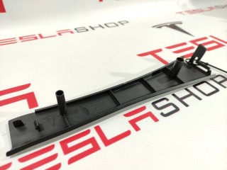 прочая запчасть, ориг. номер 1007711-00-D, Tesla Model S 2012-2016