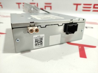 Радио FM/HD/XM, ориг. номер 1004787-01-C, Tesla Model S 2012-2016