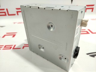 Радио FM/HD/XM, ориг. номер 1004787-01-C, Tesla Model S 2012-2016