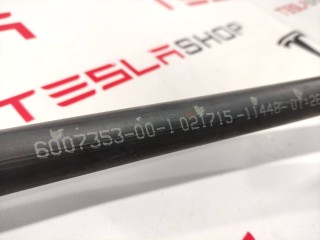 Трубка охлаждения длинная, ориг. номер 6007353-00-I, Tesla Model S 2012-2016