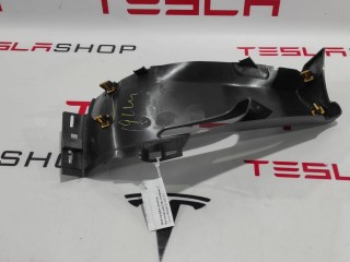 Накладка ремня безопасности стойки С, ориг. номер 1024730-00-B, Tesla Model S 2012-2016