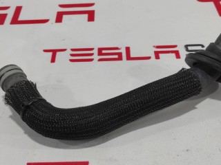 Шланги охлаждающей жидкости, ориг. номер 1058001-00-E, Tesla Model S 2012-2016