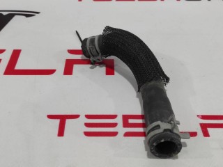 Шланги охлаждающей жидкости, ориг. номер 1058001-00-E, Tesla Model S 2012-2016