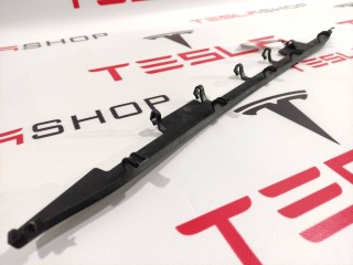 прочая запчасть, ориг. номер 1130985-00-B, Tesla Model Y 2020-2026