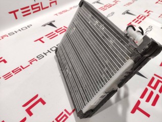 Испаритель печки салона, ориг. номер 1099999-00-H, Tesla Model 3 2017-2021