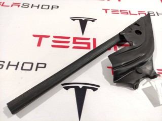 Уплотнитель форточки двери, ориг. номер 1090502-00-G, Tesla Model 3 2017-2021