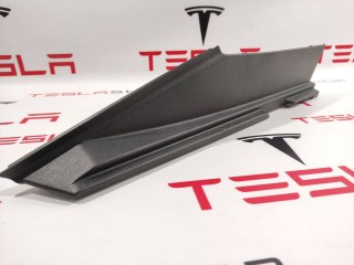 Накладка багажника (под полку), ориг. номер 1016334-00-E, Tesla Model S 2016-2021