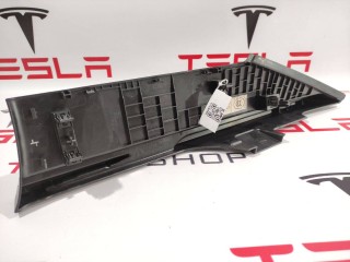 Накладка багажника (под полку), ориг. номер 1016334-00-E, Tesla Model S 2016-2021