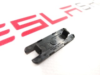 прочая запчасть, ориг. номер 1061808-00-B, Tesla Model X 2015-2021