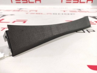 Накладка стойки А, (средняя высота), ориг. номер 1007711-00-D, Tesla Model S 2016-2021