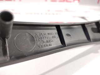 прочая запчасть, ориг. номер 1007711-00-D, Tesla Model S 2012-2016