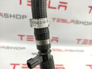 Шланги охлаждающей жидкости, ориг. номер 1065812-00-B, Tesla Model S 2016-2021