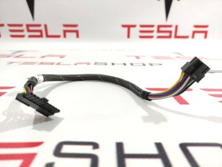 прочая запчасть, ориг. номер 1004777-03-C, 1006197-00-A, Tesla Model S 2012-2016