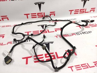 Электропроводка бампера, ориг. номер 1004421-04-P, Tesla Model S 2012-2016