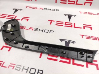 Панель центрального тоннеля, ориг. номер 1004705-01-D, Tesla Model S 2012-2016