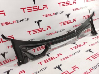 Подкапотная накладка стеклоочистителей, ориг. номер 1008976-00-E, Tesla Model S 2012-2016