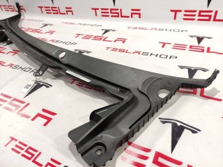 Подкапотная накладка стеклоочистителей, ориг. номер 1008976-00-E, Tesla Model S 2012-2016