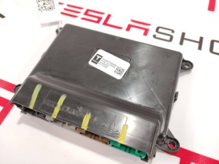 прочая запчасть, ориг. номер 1011400-00-B, 6007378-00-G, Tesla Model X 2015-2021