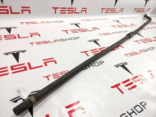 Трубка охлаждения длинная, ориг. номер 6007342-00-J, Tesla Model S 2012-2016