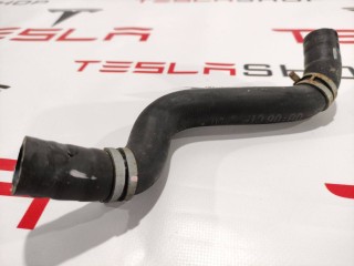 Шланг охлаждения на тройной клапан, ориг. номер 6007347-00-C, Tesla Model S 2012-2016