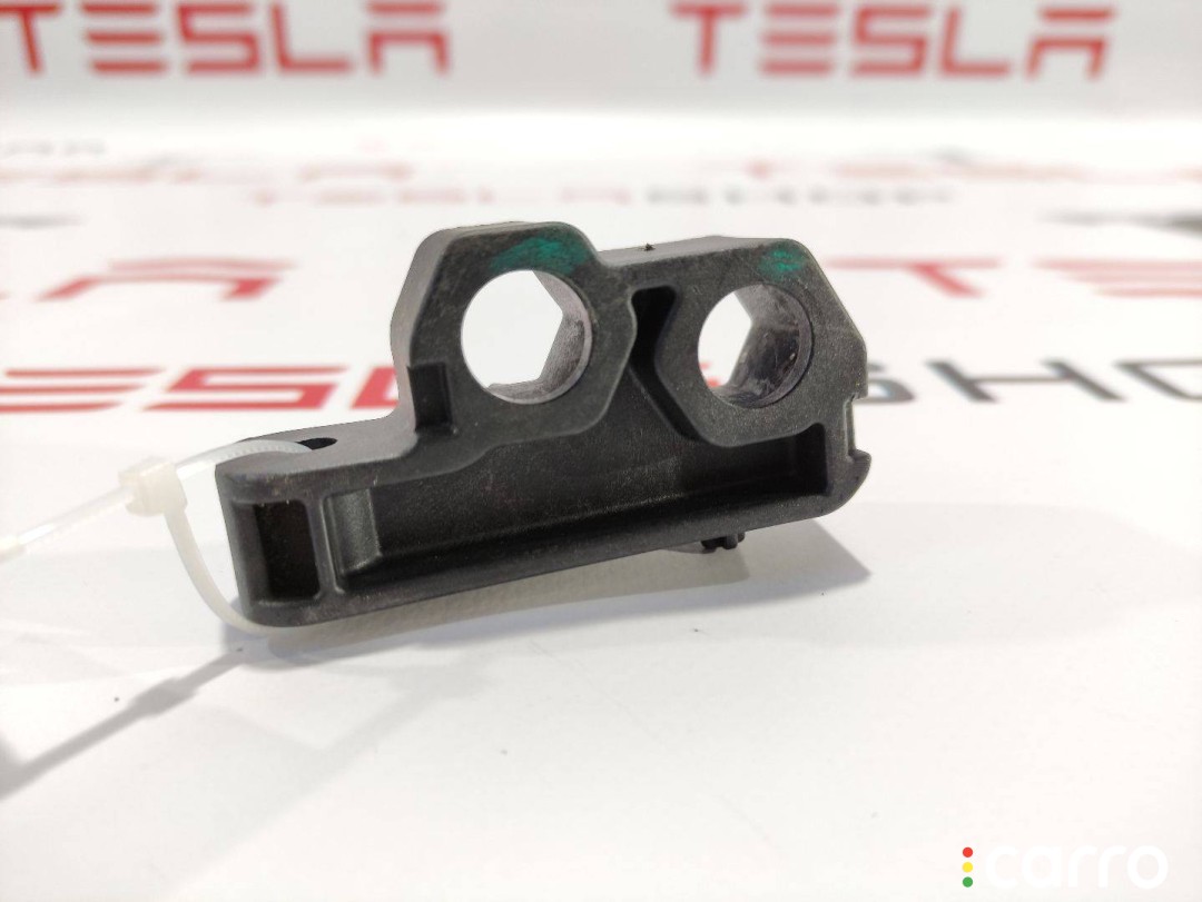 Кронштейн крепления тормозной трубки Tesla Model S 2012-2016, 6008136-00-C, фото 2