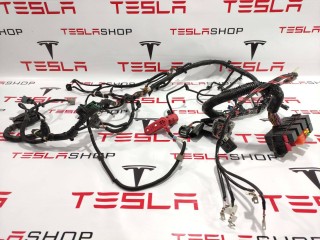 Электропроводка передняя подкапотная, ориг. номер 1046217-03-A, 1009096-04-H, Tesla Model S 2012-2016