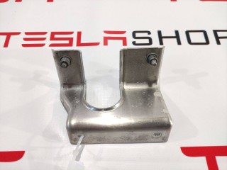 Кронштейн крепления 4-ходового клапана, ориг. номер 1006146-00-A, Tesla Model S 2012-2016