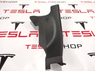 Накладка стойки С, ориг. номер 1086312-00-F, Tesla Model 3 2017-2021